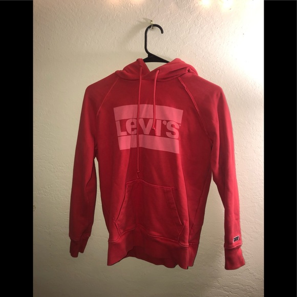 Levi’ absolutely adorable Red Hoodie - Picture 2 of 6